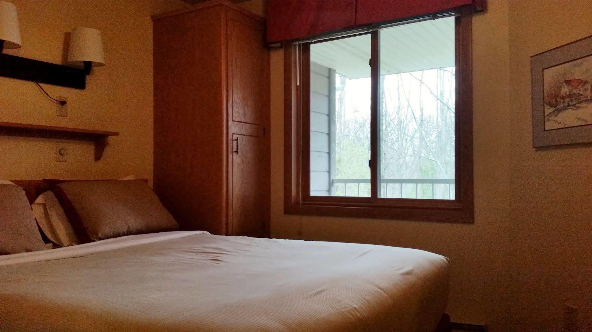 Waterbury Inn 以法莲 外观 照片